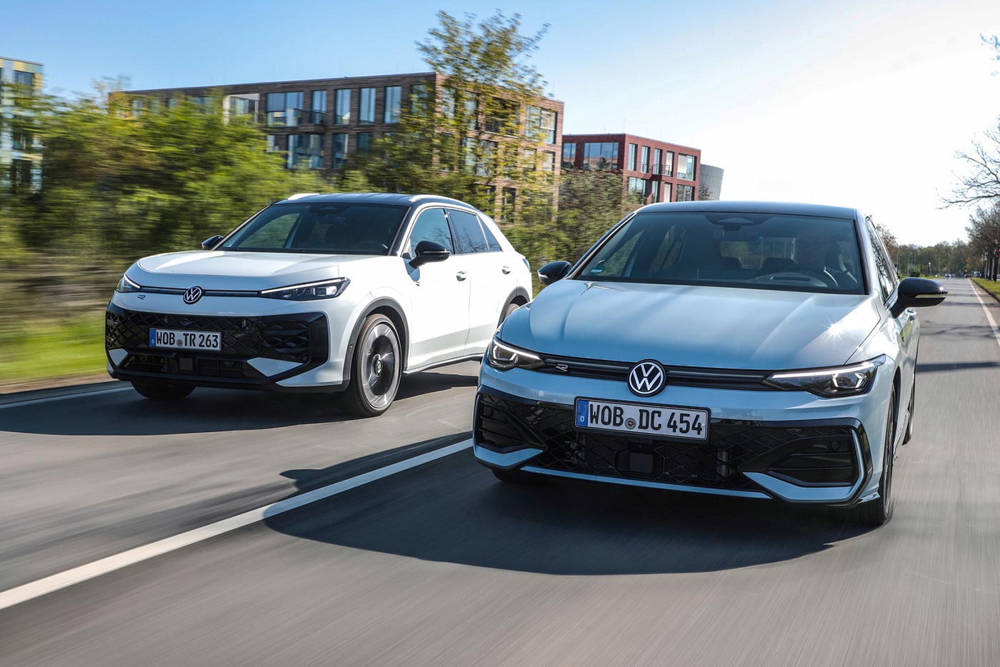 Νέα Full Hybrid VW Golf και T-Roc