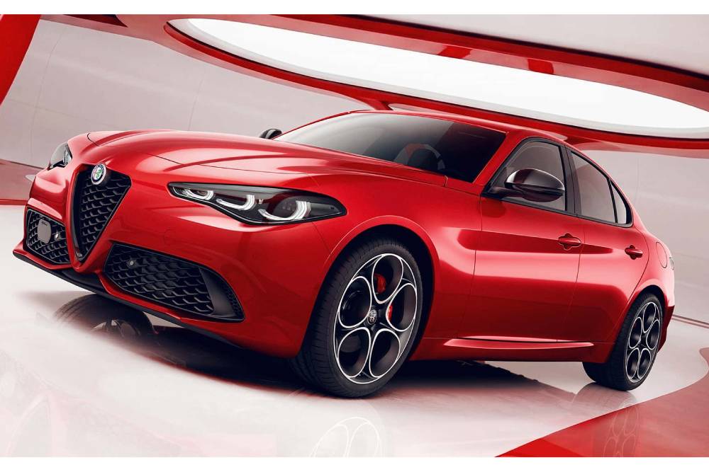 https://autogreeknews.gr/wp-content/uploads/2026/04/alfa-romeo-giulia-pack-performance-2026-1.jpg