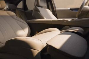 buick electra phev (2)