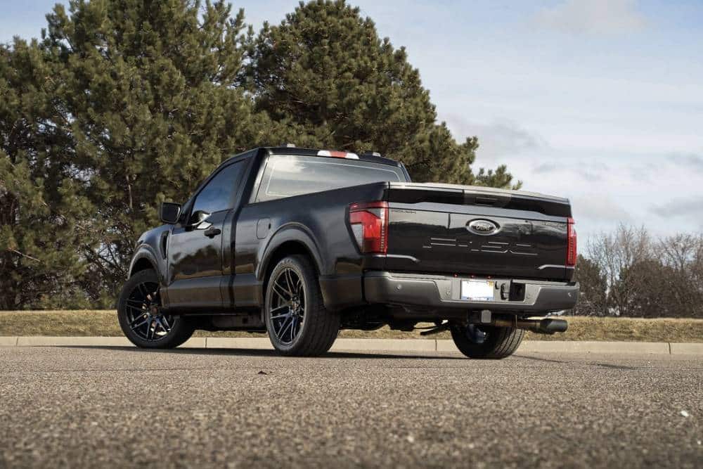 https://autogreeknews.gr/wp-content/uploads/2026/04/ford-f-150-nitemare-my26-6.jpg