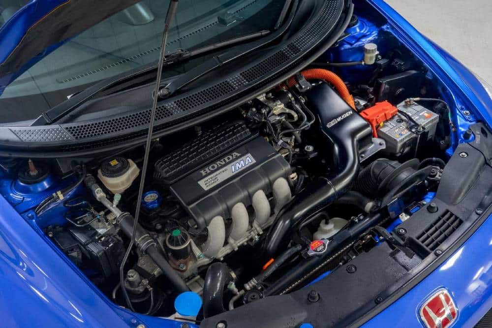 https://autogreeknews.gr/wp-content/uploads/2026/04/honda-cr-z-S4940561-12.jpg