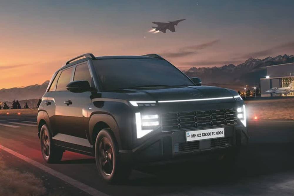 Νέο Hyundai Venue Knight Edition τα βάφει μαύρα