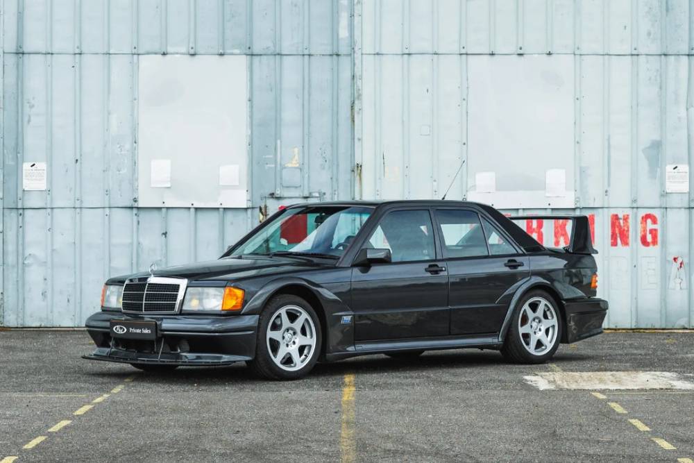 https://autogreeknews.gr/wp-content/uploads/2026/04/mercedes-190e-evo-auction-02.jpg