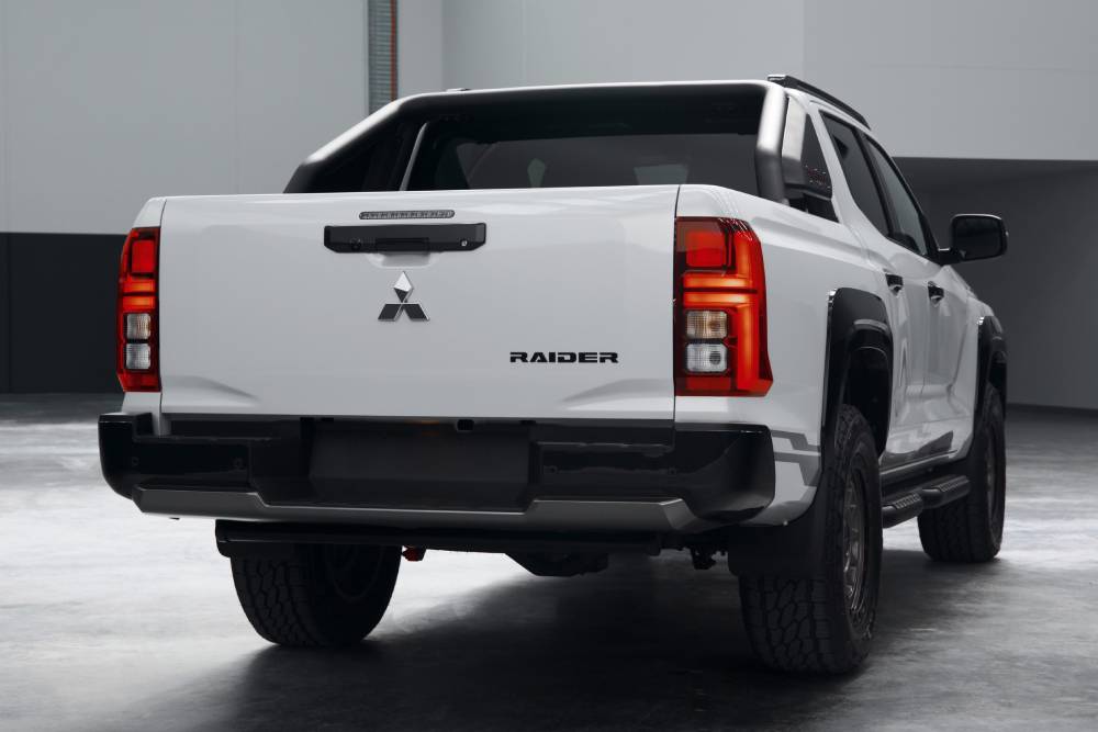 https://autogreeknews.gr/wp-content/uploads/2026/04/new-mitsubishi-triton-raider-7.jpg