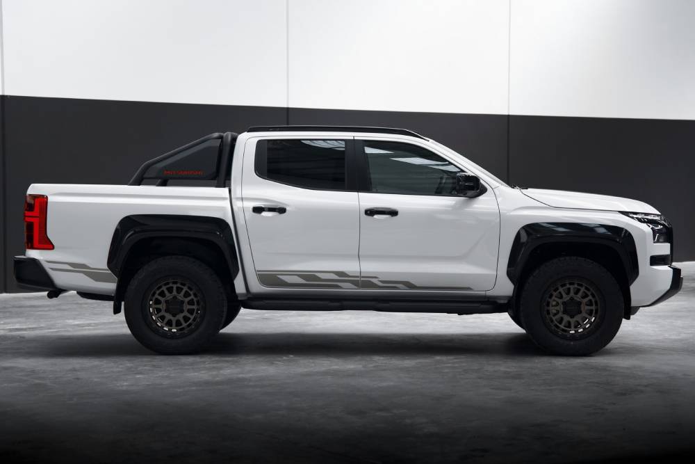https://autogreeknews.gr/wp-content/uploads/2026/04/new-mitsubishi-triton-raider-8.jpg