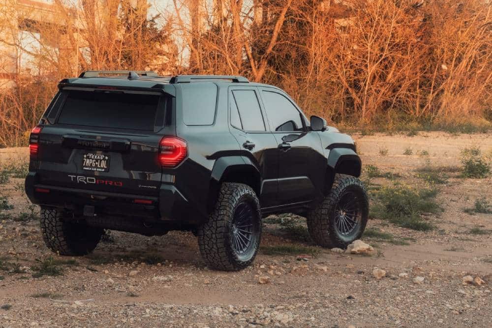 https://autogreeknews.gr/wp-content/uploads/2026/04/toyota-4runner-trd-pro-by-vossen-2.jpg