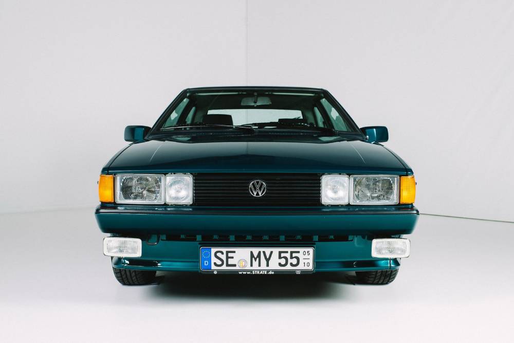 https://autogreeknews.gr/wp-content/uploads/2026/05/1991_volkswagen_scirocco_110_web_001-06049-scaled-1.jpg