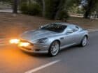 Πωλείται Aston Martin με λειτουργικά «πολυβόλα»!