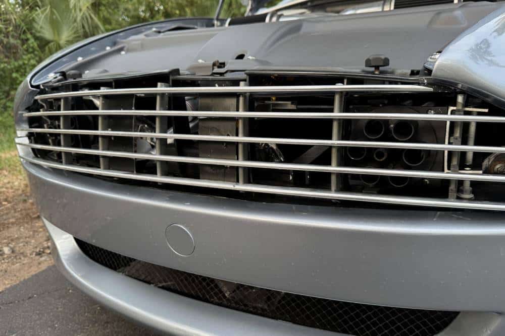 https://autogreeknews.gr/wp-content/uploads/2026/05/2006_aston-martin_db9_IMG_8504-11157-scaled-1.jpg