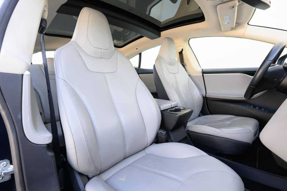 https://autogreeknews.gr/wp-content/uploads/2026/05/2013-tesla-model-s-3.jpg
