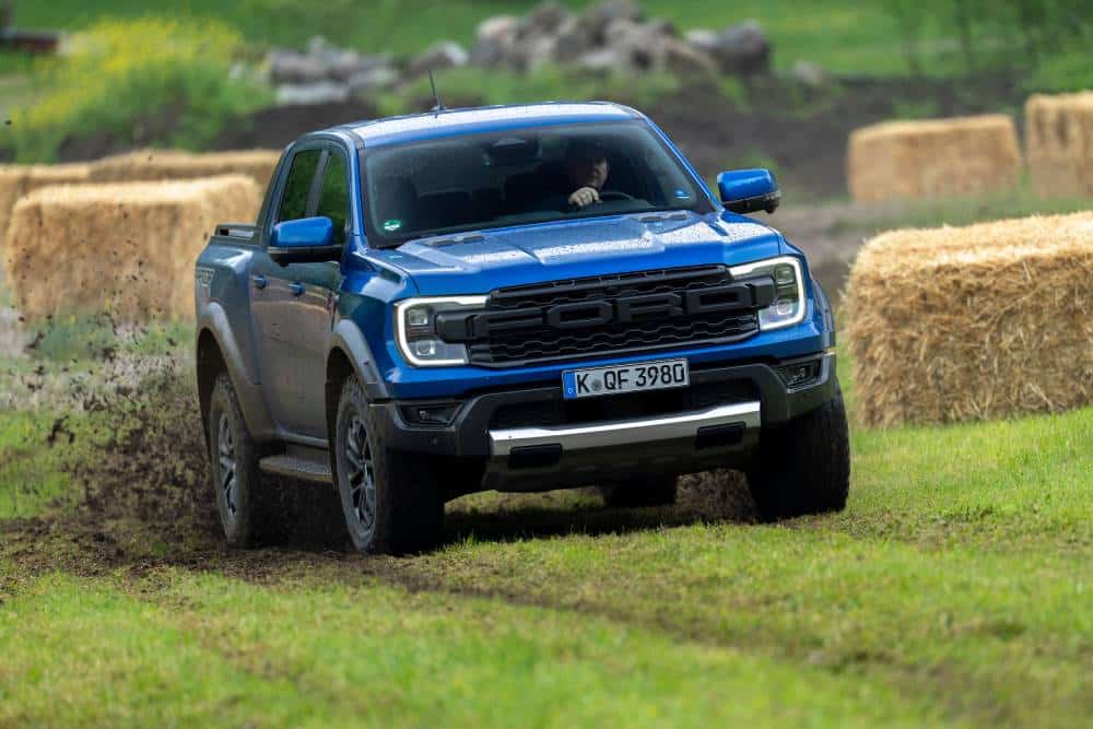 https://autogreeknews.gr/wp-content/uploads/2026/05/2026_Ranger_Raptor_Jump_15_269-1.jpg