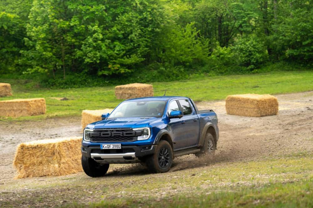 https://autogreeknews.gr/wp-content/uploads/2026/05/2026_Ranger_Raptor_Jump_7_276-1.jpg