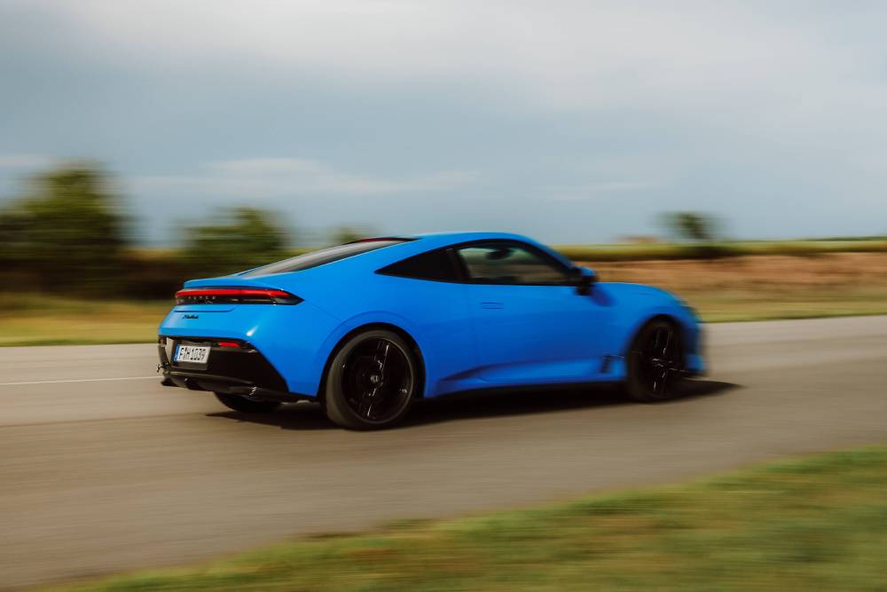 https://autogreeknews.gr/wp-content/uploads/2026/05/574742_Honda_Prelude.jpg