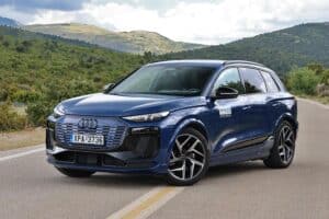 Audi SQ6 SUV e-tron (11)