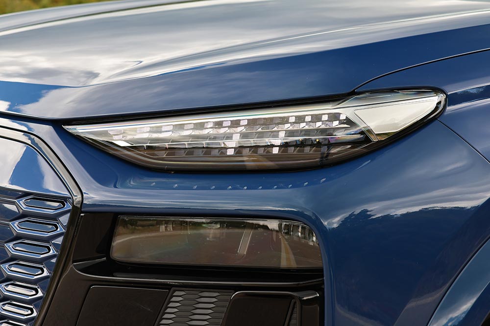 https://autogreeknews.gr/wp-content/uploads/2026/05/Audi-SQ6-SUV-e-tron-13-1.jpg