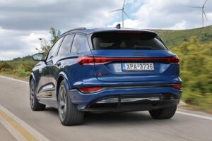 Audi SQ6 SUV e-tron (2)