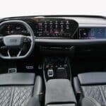 Audi SQ6 SUV e-tron interior (1)