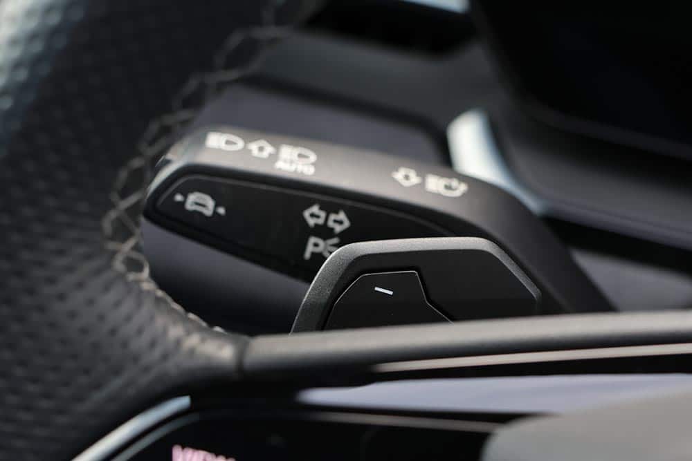 https://autogreeknews.gr/wp-content/uploads/2026/05/Audi-SQ6-SUV-e-tron-interior-17.jpg