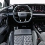 Audi SQ6 SUV e-tron interior (2)