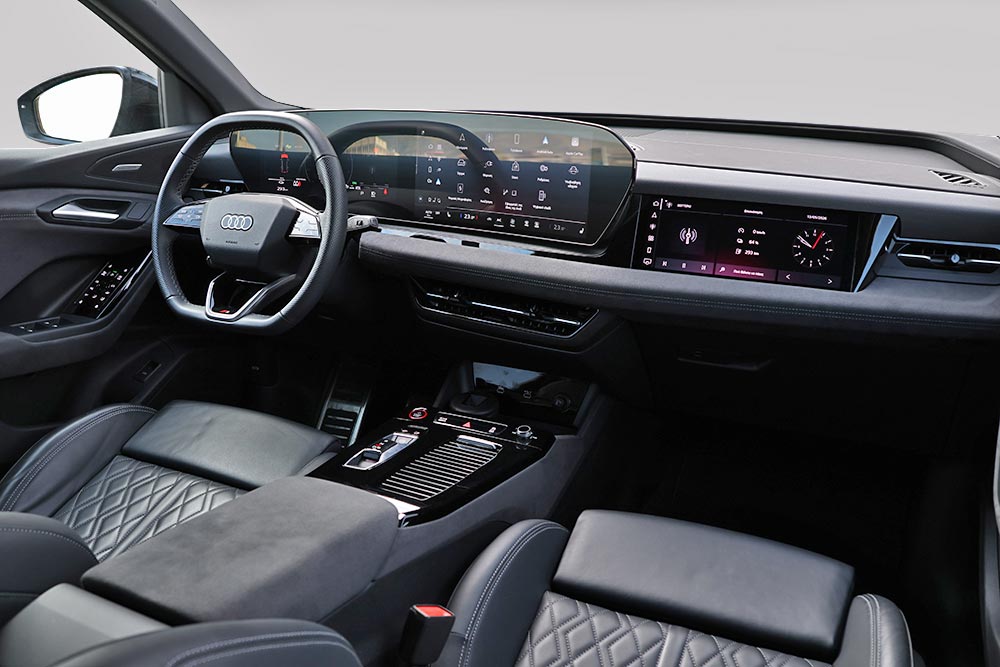 https://autogreeknews.gr/wp-content/uploads/2026/05/Audi-SQ6-SUV-e-tron-interior-3.jpg