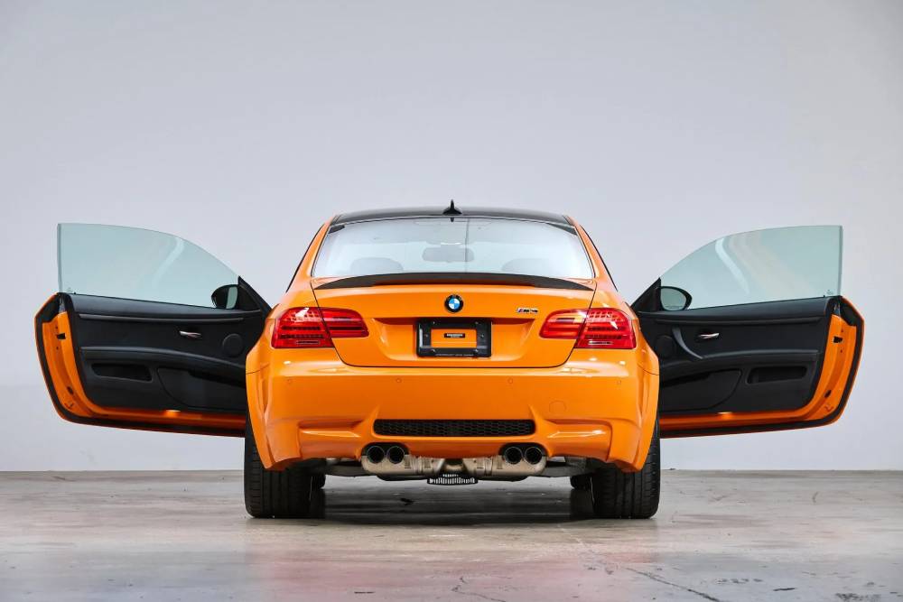 https://autogreeknews.gr/wp-content/uploads/2026/05/BMW-M3-Lime-Rock-Park-Edition-USA-10.jpg