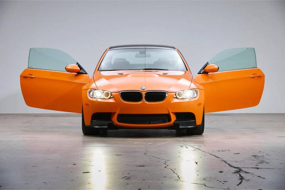 https://autogreeknews.gr/wp-content/uploads/2026/05/BMW-M3-Lime-Rock-Park-Edition-USA-9.jpg