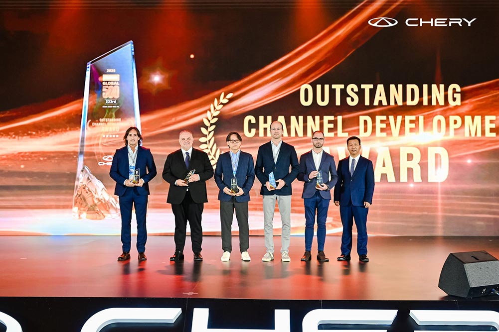 https://autogreeknews.gr/wp-content/uploads/2026/05/Chery-IBS-2026-Awards-06-Outstanding-Channel-Development.jpg