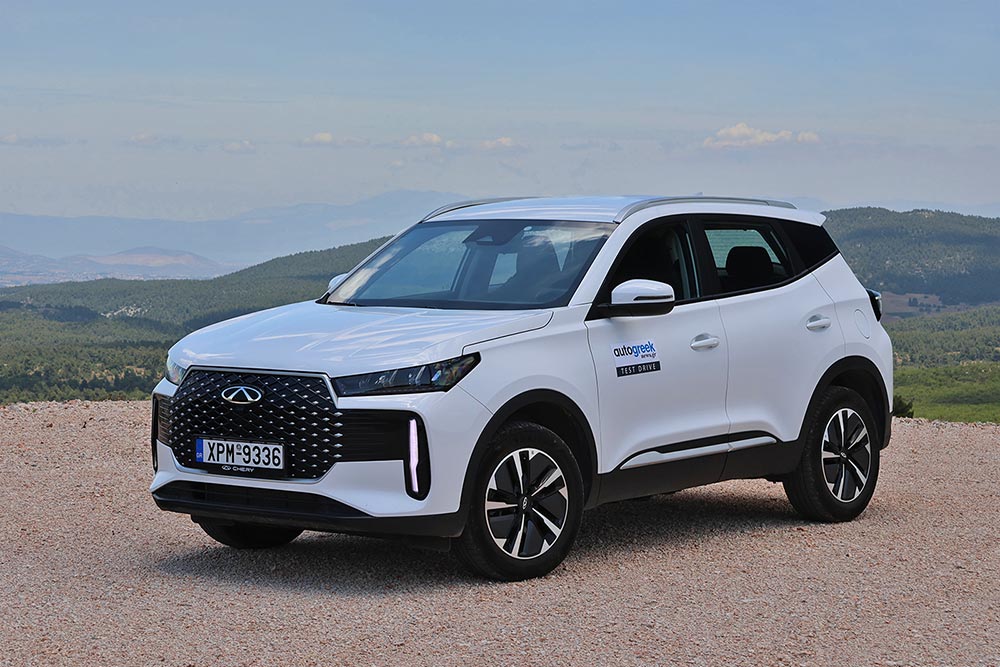 https://autogreeknews.gr/wp-content/uploads/2026/05/Chery-Tiggo-5-Hybrid-white-13.jpg
