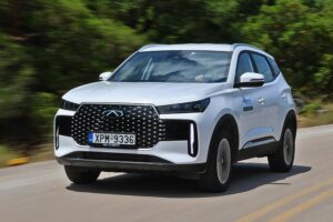 Chery Tiggo 5 Hybrid white (3)