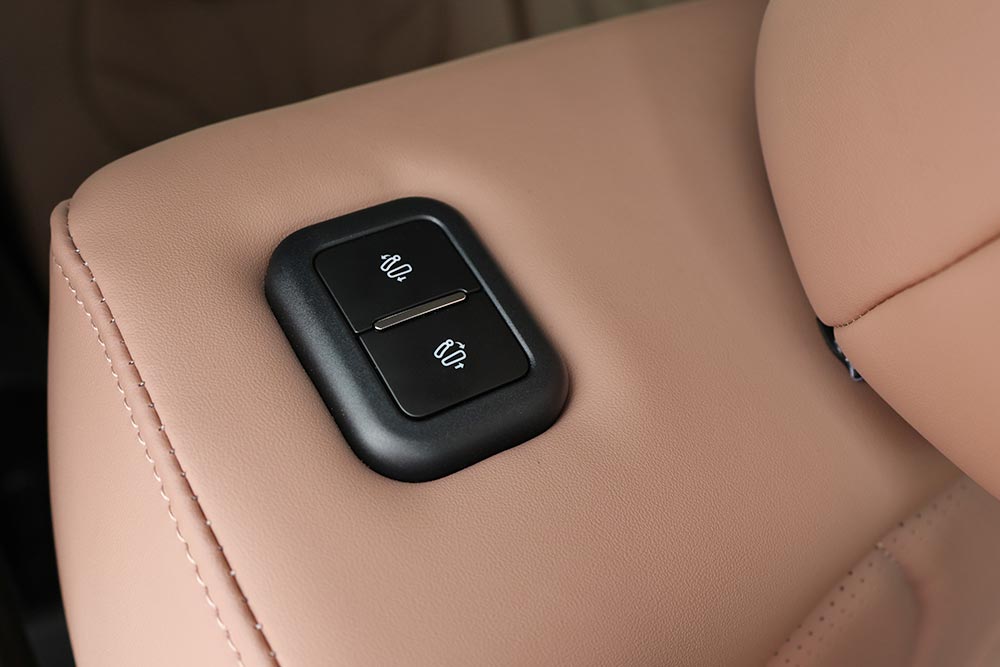 https://autogreeknews.gr/wp-content/uploads/2026/05/Chery-Tiggo-9-PHEV-interior-10.jpg