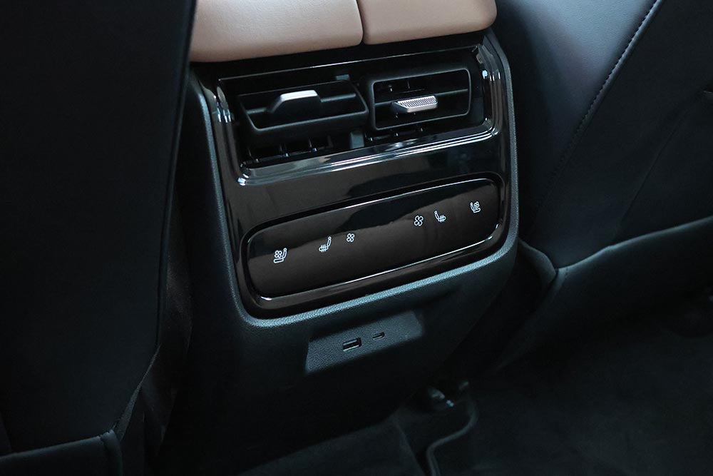 https://autogreeknews.gr/wp-content/uploads/2026/05/Chery-Tiggo-9-PHEV-interior-16.jpg