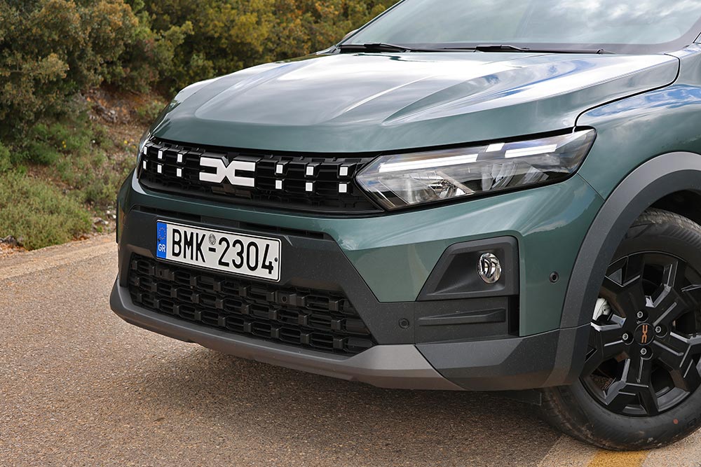 https://autogreeknews.gr/wp-content/uploads/2026/05/Dacia-Sandero-Stepway-ECO-G-120-13.jpg