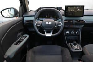 Dacia Sandero Stepway ECO-G 120 interior (2)