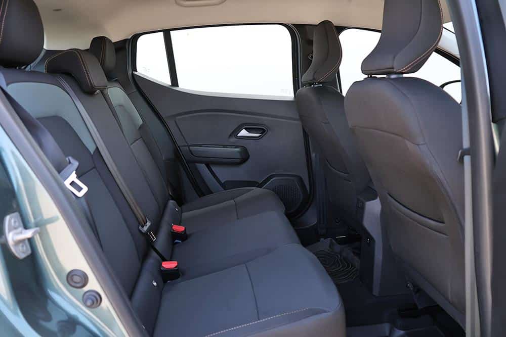 https://autogreeknews.gr/wp-content/uploads/2026/05/Dacia-Sandero-Stepway-ECO-G-120-interior-21.jpg