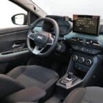 Dacia Sandero Stepway ECO-G 120 interior (8)