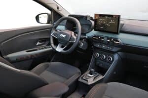 Dacia Sandero Stepway ECO-G 120 interior (8)