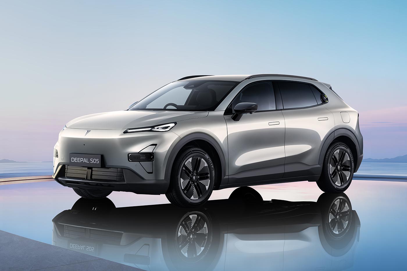 Σε τιμή για παραγγελία το νέο Changan Deepal S05 Plug-in Hybrid