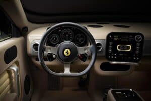 Ferrari Luce (18)