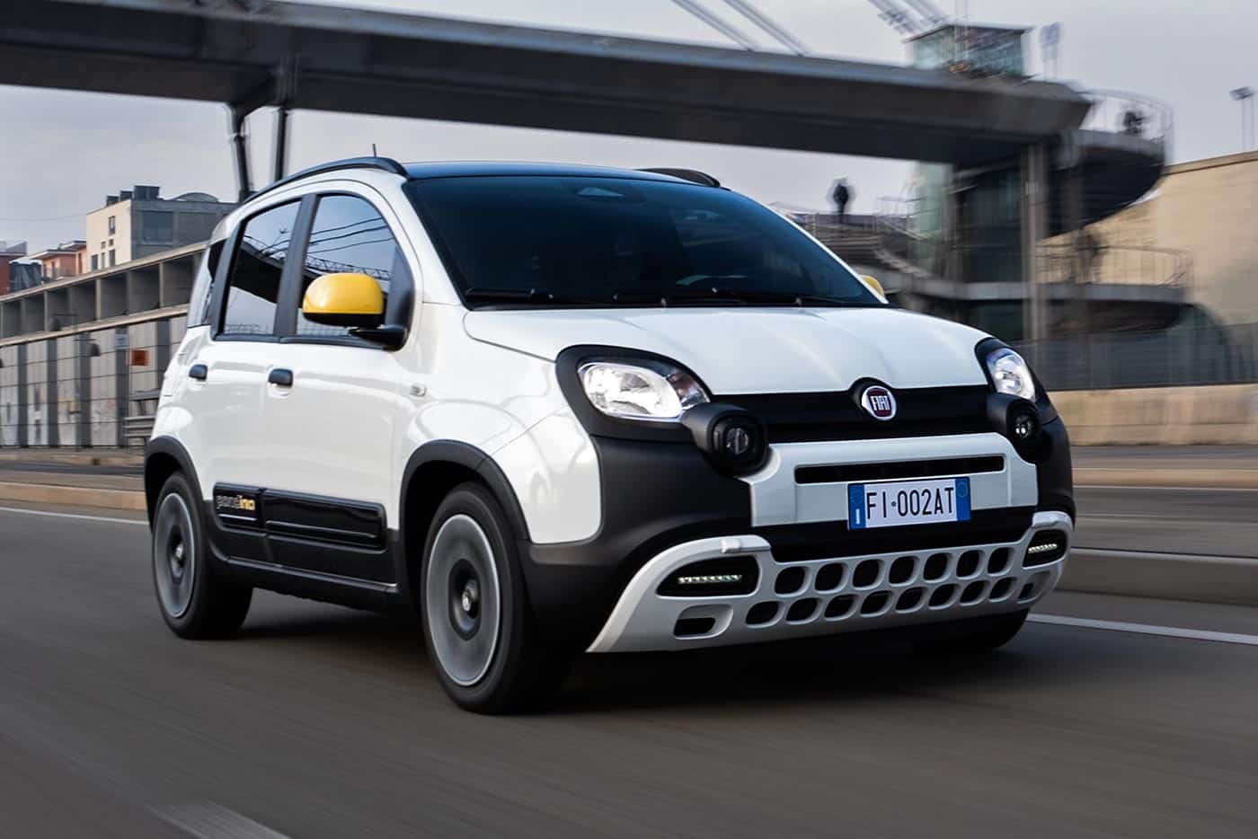 Νέο Fiat Pandina Hybrid με 2.500 ευρώ έκπτωση και 8ετή εγγύηση