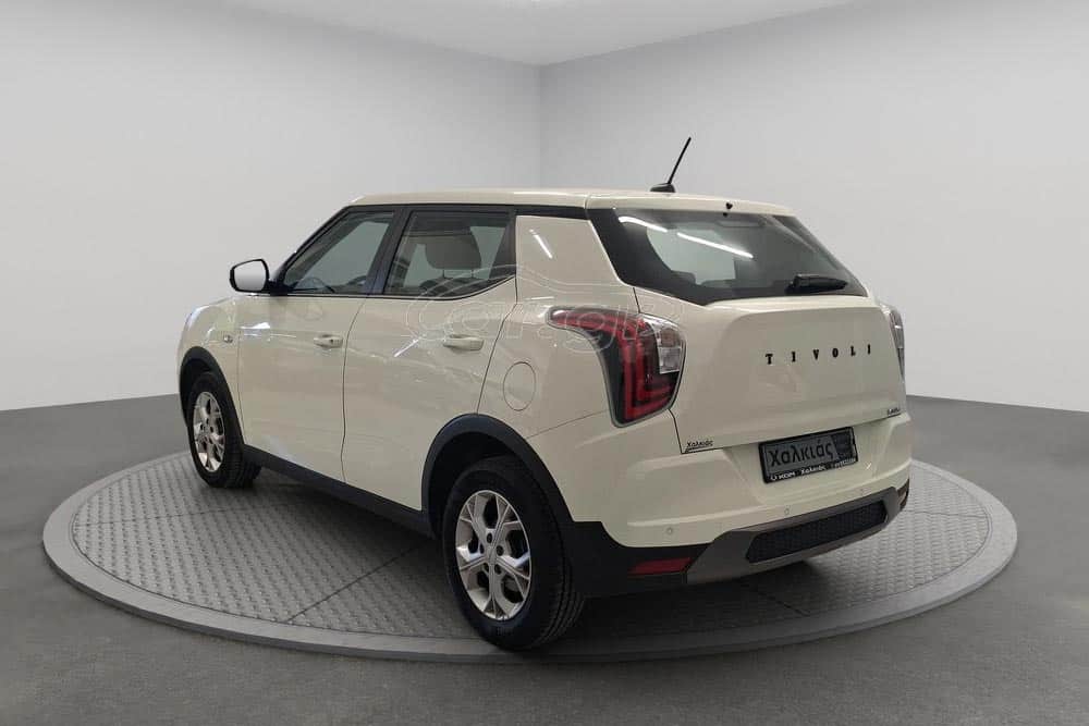 https://autogreeknews.gr/wp-content/uploads/2026/05/KGM-Tivoli-2025-4.jpg