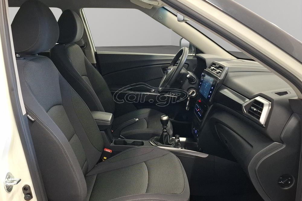 https://autogreeknews.gr/wp-content/uploads/2026/05/KGM-Tivoli-2025-5.jpg