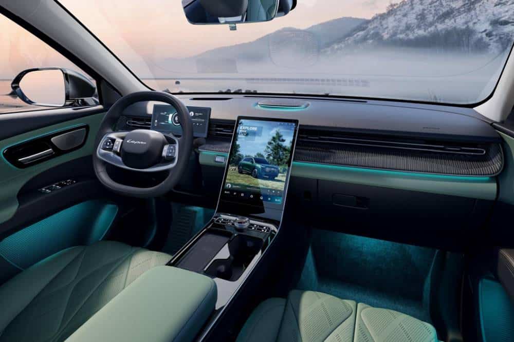 https://autogreeknews.gr/wp-content/uploads/2026/05/L8_Interior.jpg