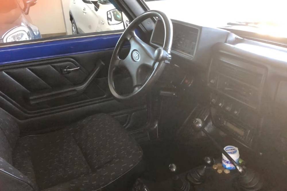 https://autogreeknews.gr/wp-content/uploads/2026/05/Lada_Niva_19_TD_GLX_2001_for_sale-6.jpg