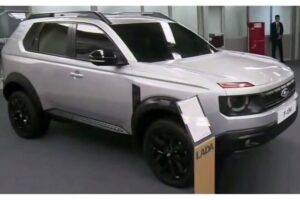 Lada_T-134_Niva (2)