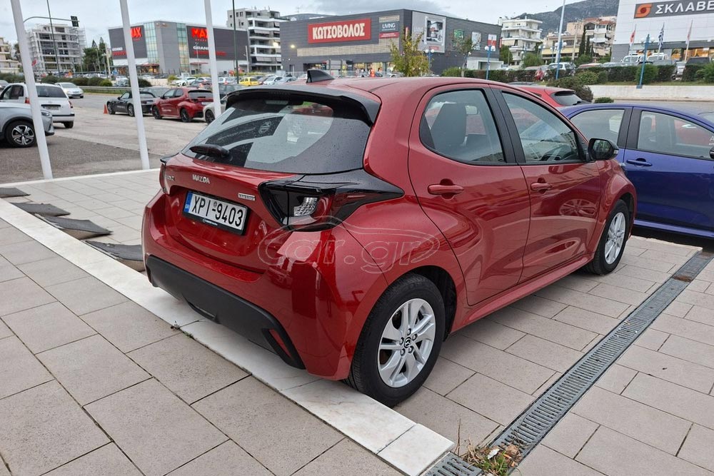 https://autogreeknews.gr/wp-content/uploads/2026/05/Mazda2-Hybrid-2025-1.jpg