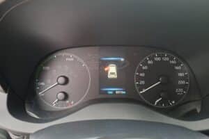 Mazda2-Hybrid-2025-5