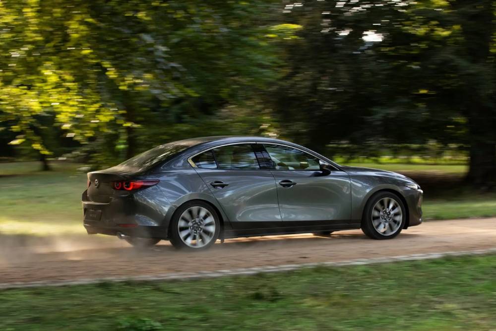 https://autogreeknews.gr/wp-content/uploads/2026/05/Mazda3-2027-Europe-3-2048x1366-1.jpg