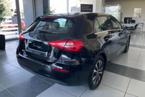 Mercedes-A-160-2022-1