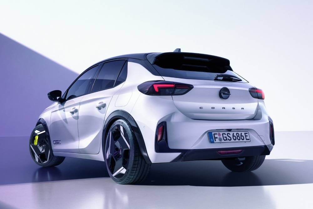 https://autogreeknews.gr/wp-content/uploads/2026/05/OpelCorsaGSE-4-1.jpg
