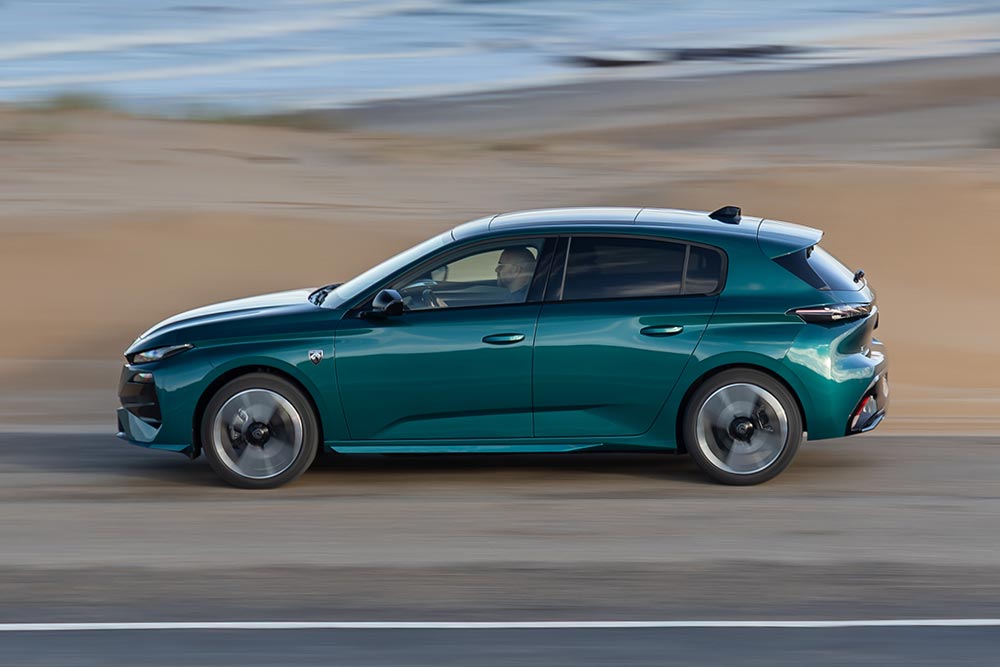 https://autogreeknews.gr/wp-content/uploads/2026/05/PEUGEOT-308-2026-1.jpg